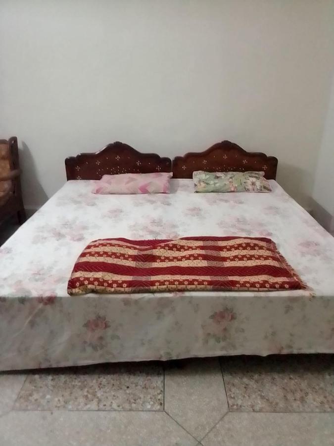 Newly Renovated Guesthouse Islamabad Exterior foto